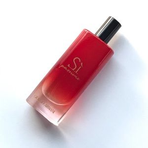 New Giorgio Armani Si Passione